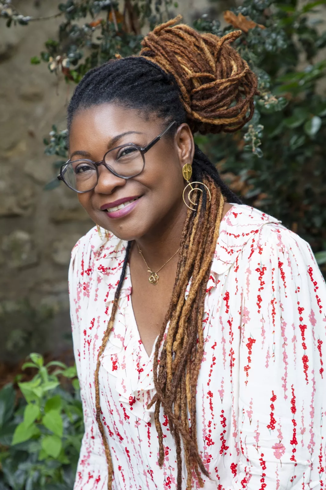 La romancière camerounaise Hemley Boum sera reçue à la librairie Charlemagne de Toulon le 25 septembre pour Nos vies sauvages.